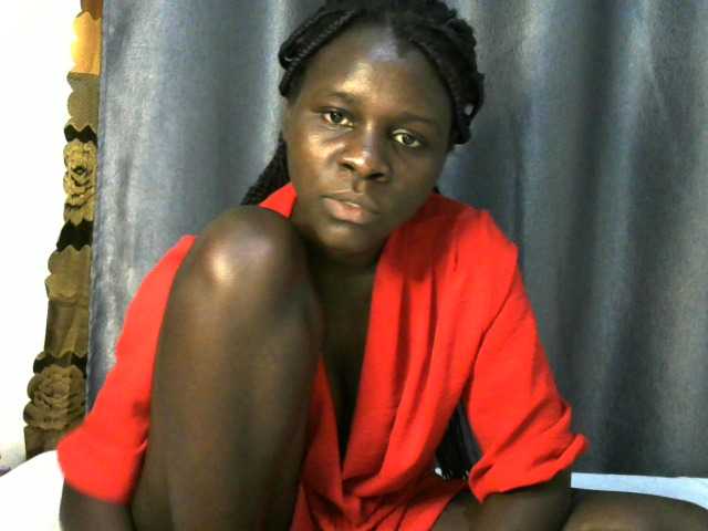 Little-queen webcam