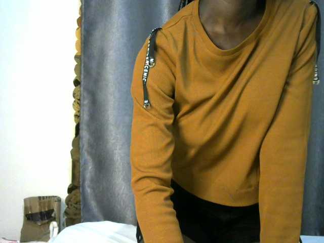 Little-queen live cam on BongaCams