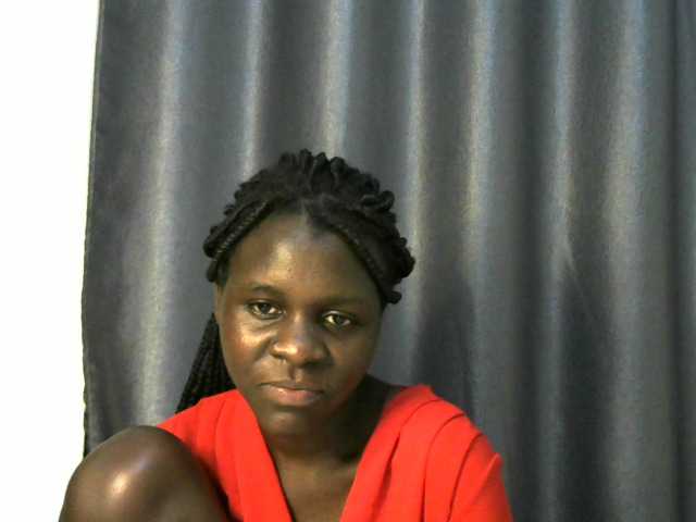 Little-queen live cam on BongaCams