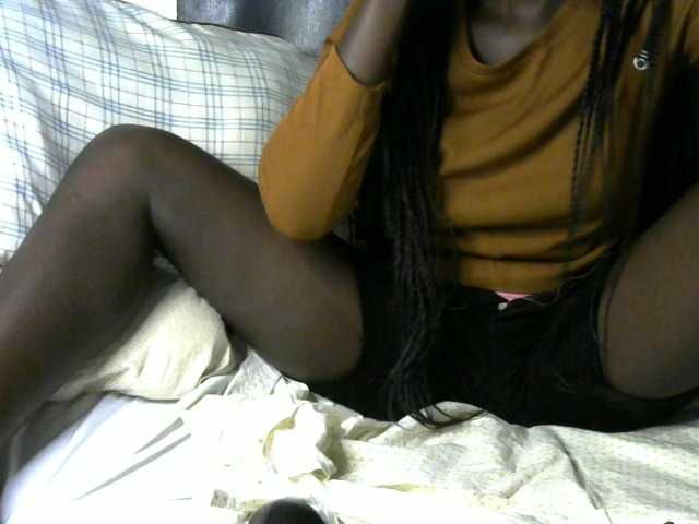 Little-queen live cam on BongaCams
