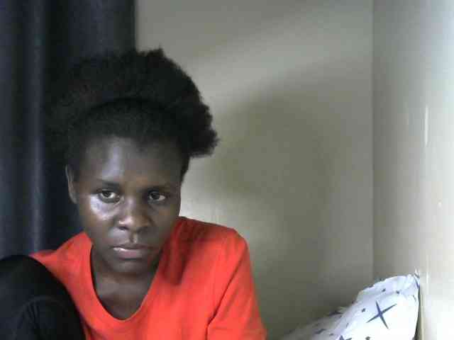 Little-queen webcam
