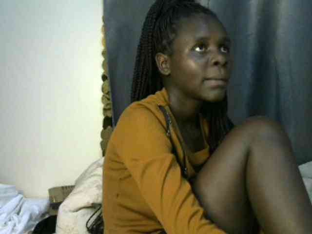 Little-queen webcam