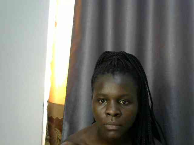 Little-queen webcam