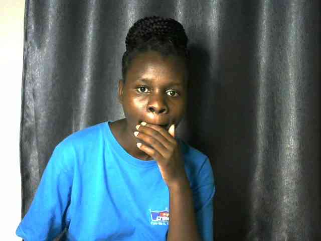 Little-queen webcam