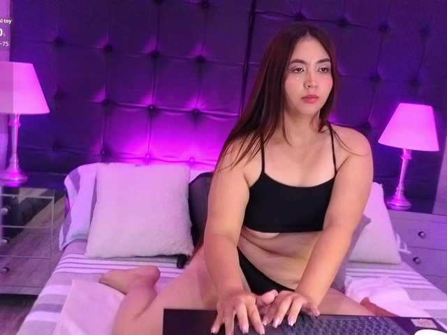 MiaWilliams live cam on BongaCams