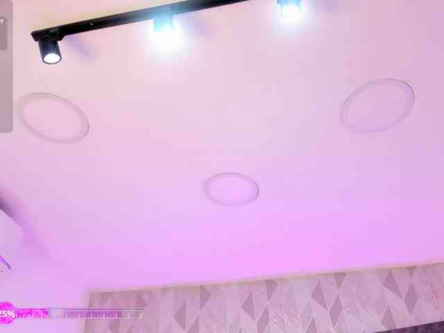 MiaWilliams webcam