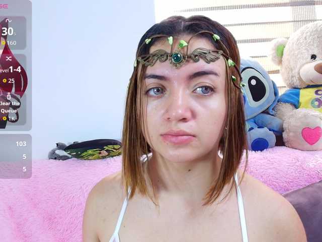Scarletgrey live cam on BongaCams