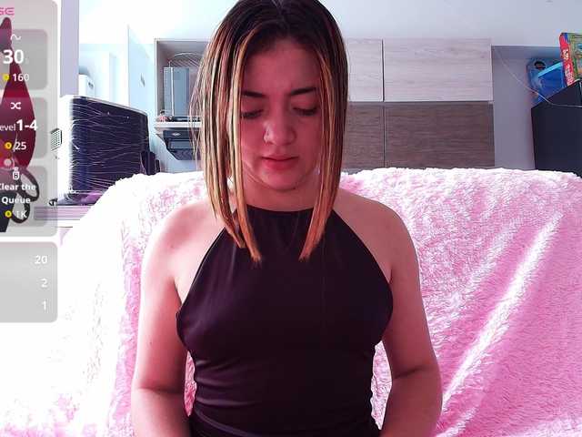 Candybloom live cam on BongaCams