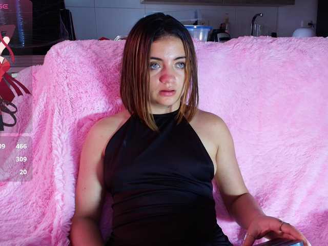 Candybloom live cam on BongaCams
