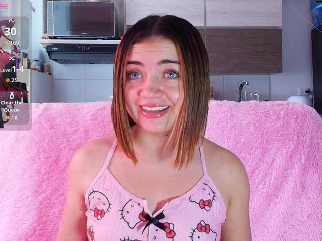 Candybloom live cam on BongaCams