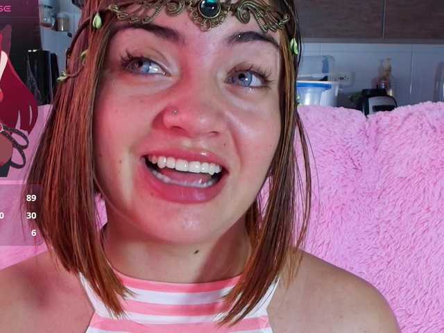 Candybloom live cam on BongaCams