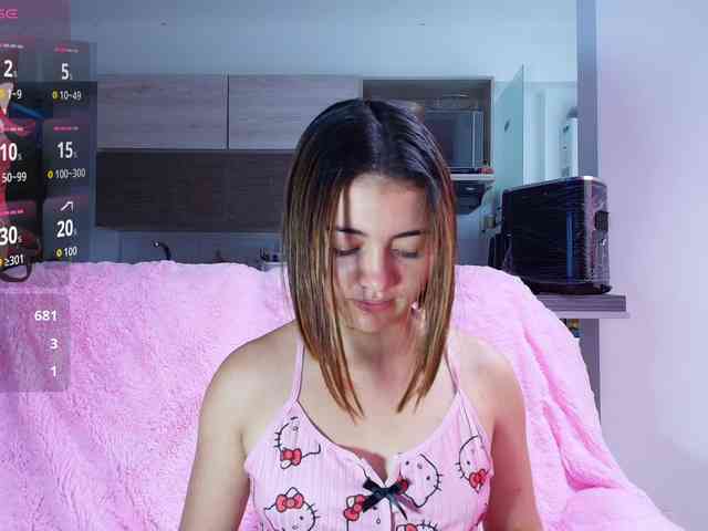 Scarletgrey webcam