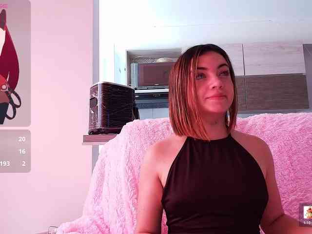 Scarletgrey webcam