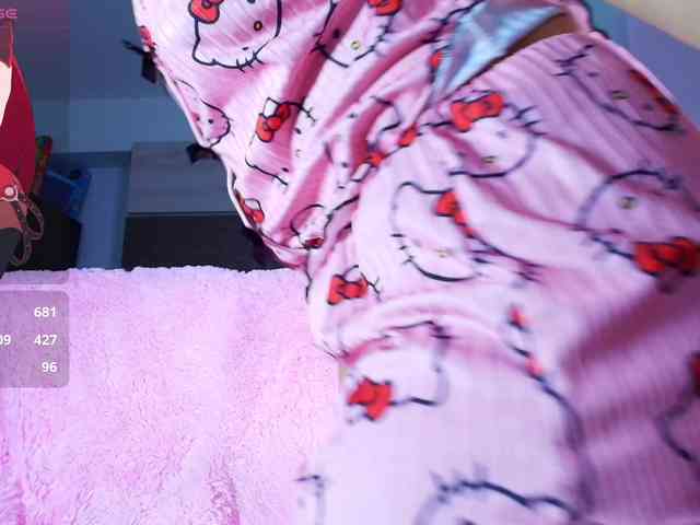 Scarletgrey webcam