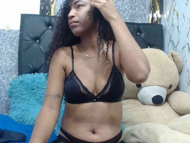 pamelax18