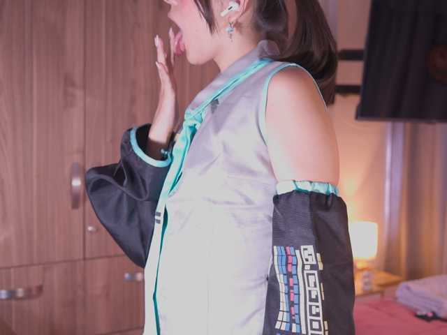 AitanaJhons