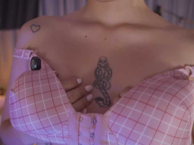 AitanaJhons live cam on BongaCams