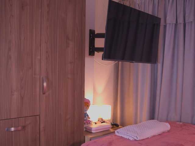 AitanaJhons