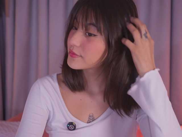 AitanaJhons live cam preview