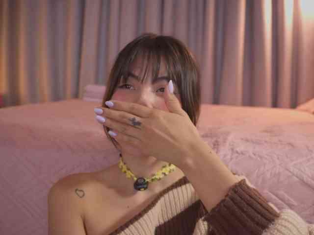 AitanaJhons webcam