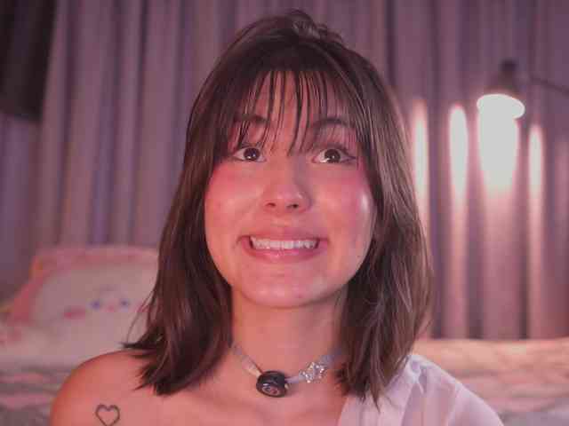 AitanaJhons webcam