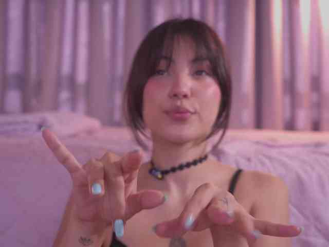 AitanaJhons webcam