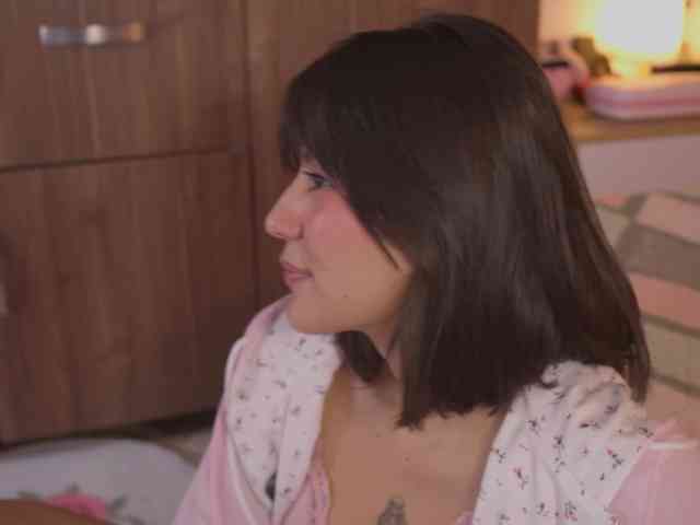AitanaJhons webcam