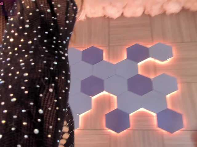 isabellestorm online