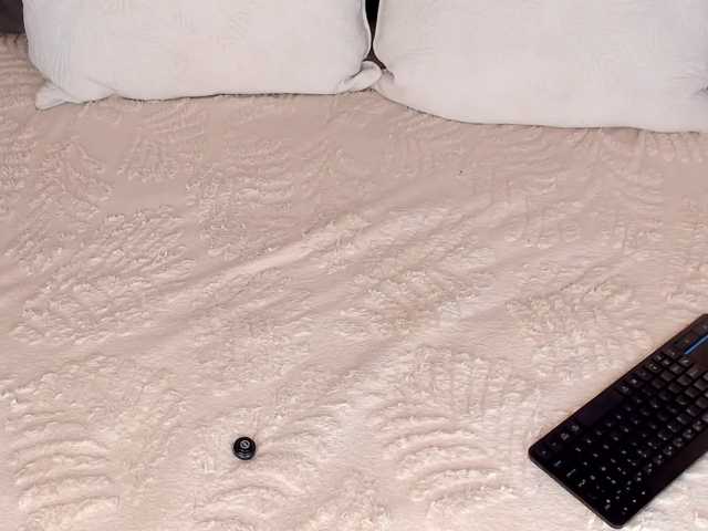 isabellestorm, en directo ahora en BongaCams