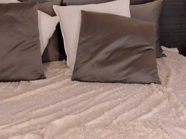 isabellestorm, en vivo ahora en BongaCams