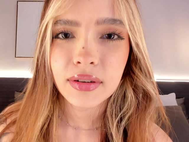isabellestorm live cam preview