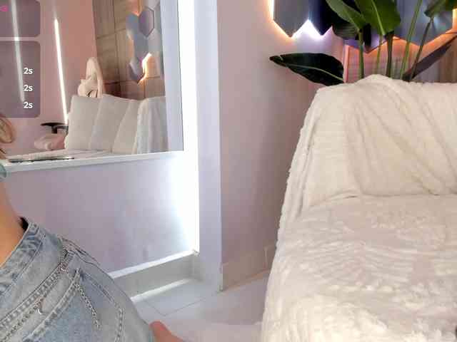 isabellestorm webcam