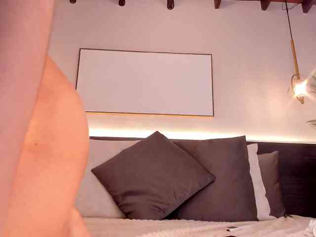 isabellestorm webcam