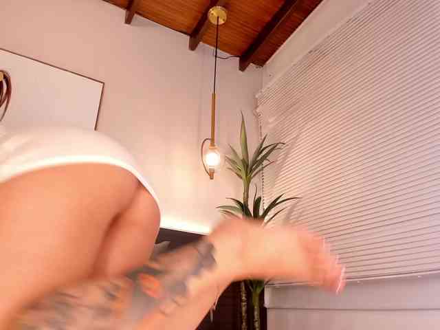 isabellestorm webcam