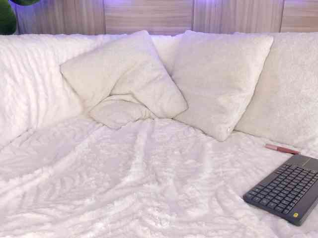 isabellestorm webcam