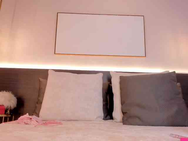 isabellestorm webcam
