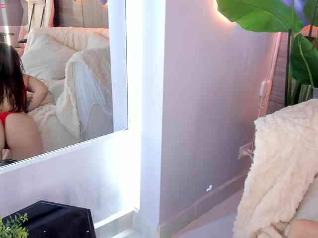 isabellestorm webcam