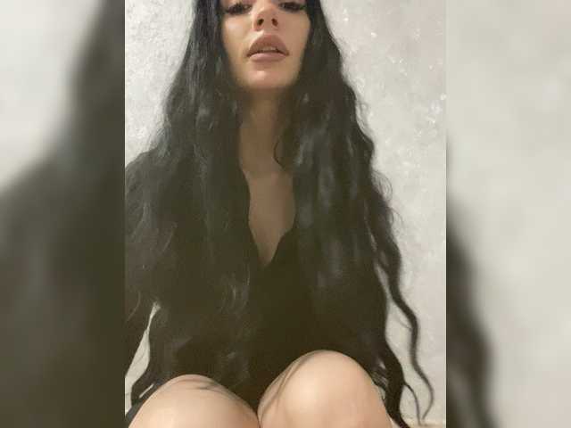DiannnaTotti preview