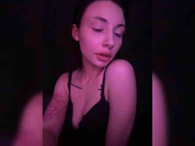 DiannnaTotti webcam