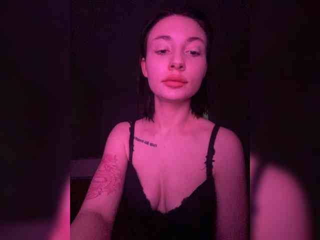DiannnaTotti webcam