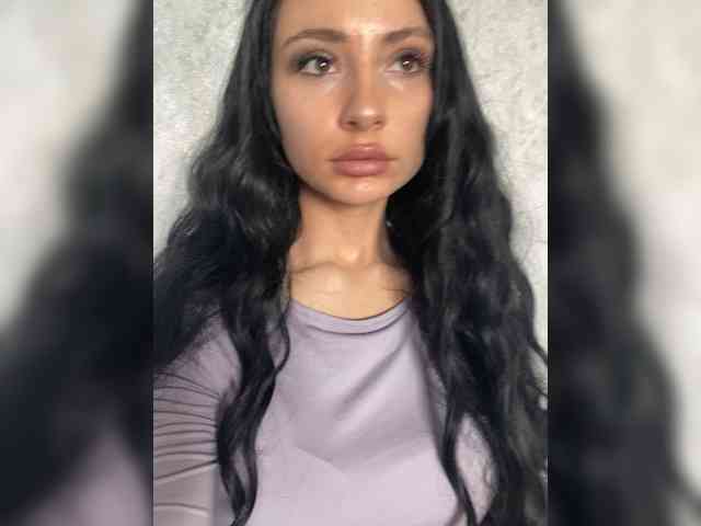 DiannnaTotti webcam
