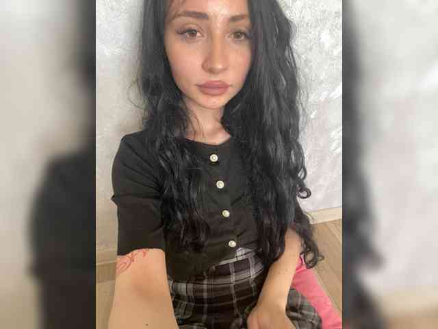 DiannnaTotti webcam