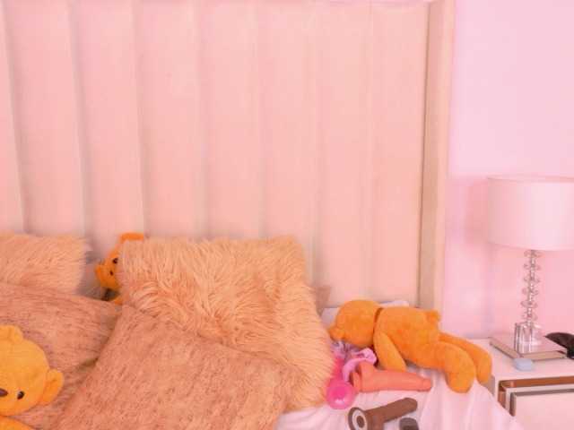 EmilyBills live cam on BongaCams