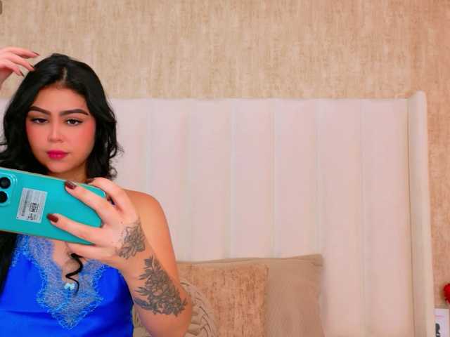 EmilyBills live webcam show