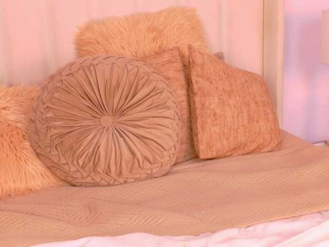 EmilyBills live cam on BongaCams