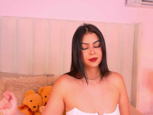 EmilyBills live cam on BongaCams