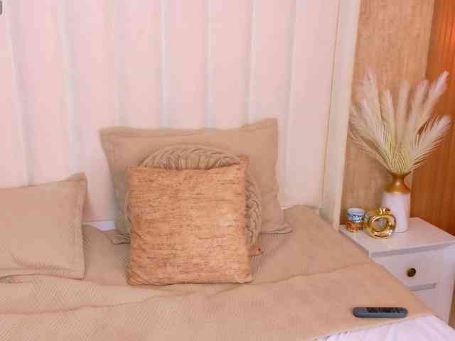 EmilyBills webcam