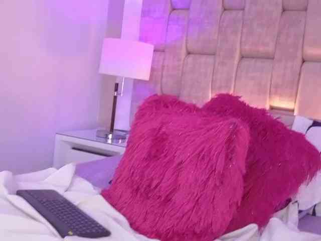 SophiaWinter webcam