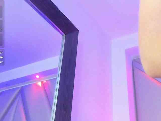 SophiaWinter webcam