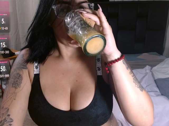 sexyvivian1 live cam on BongaCams